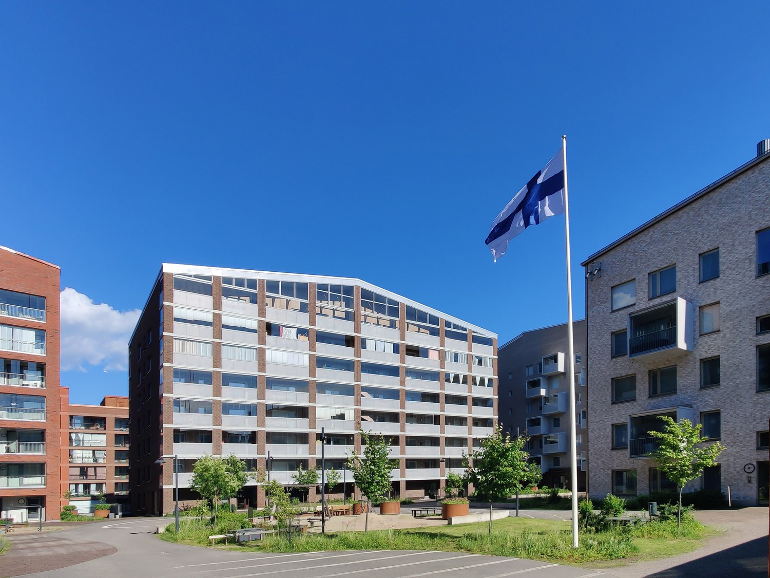 As Oy Helsingin Postipaketin valaistus, Helsinki